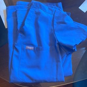 Figs scrubs top Catarina ceil blue